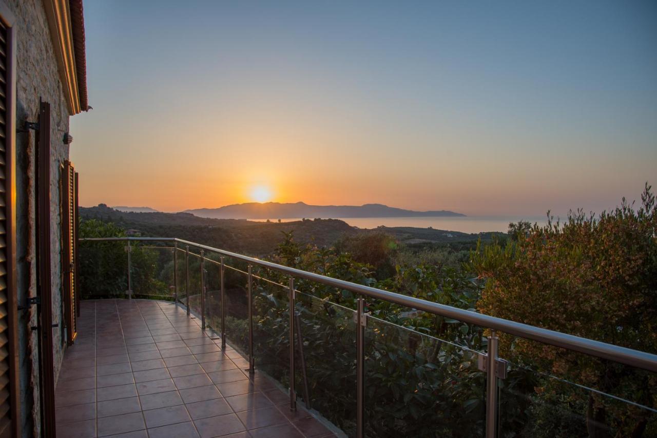 Villa Kourouni Stalos Exterior photo